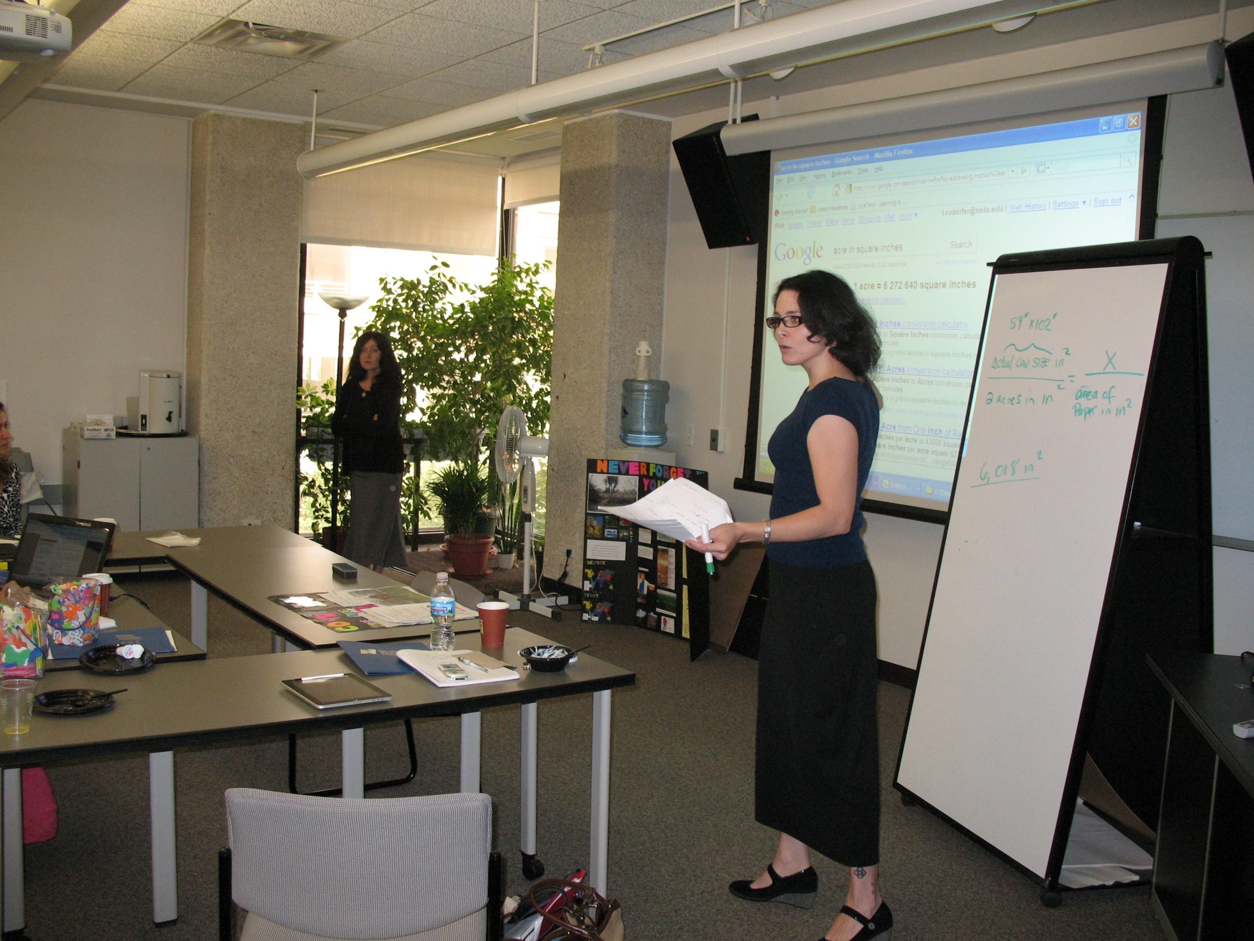 Tanya Cofer reaches an analytics class at an HSI grant-funded initiative at Northeastern Illinois University in Chicago, Illinois.